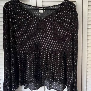 Light floral blouse -size small